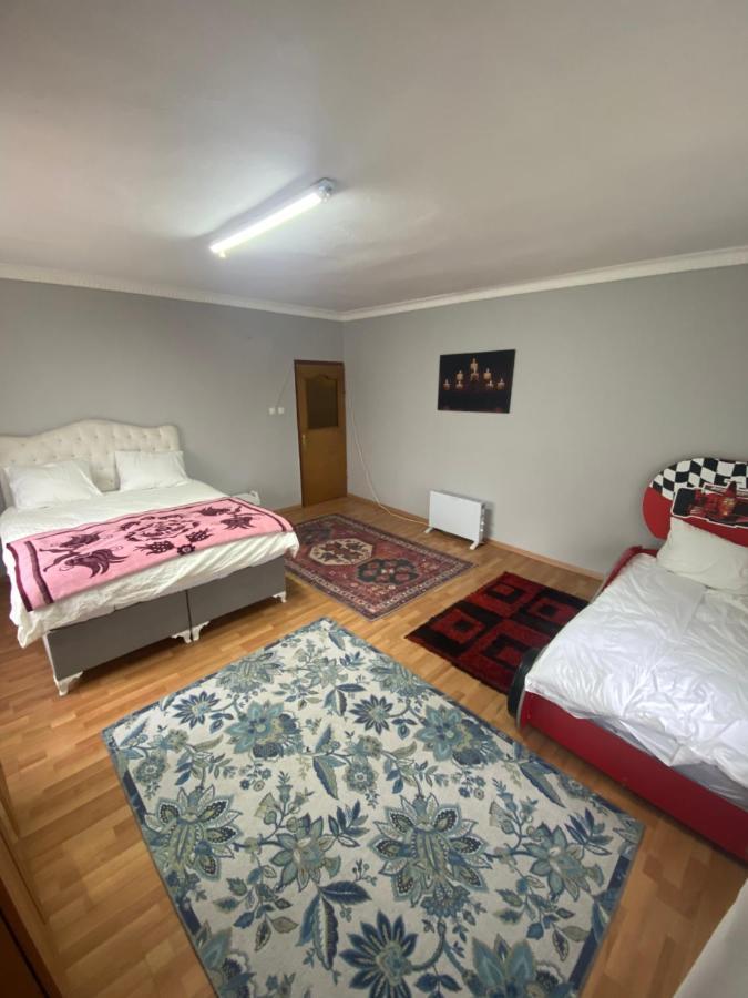 Triplex House Near The Airport Apartment Arnavutkoy Bagian luar foto